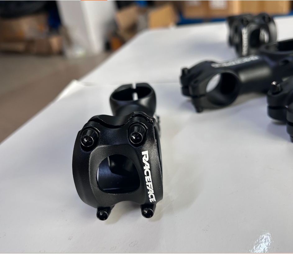 Race Face Stem 70mm 35mm Clamp - Mountain Biking Videos 评论和价格