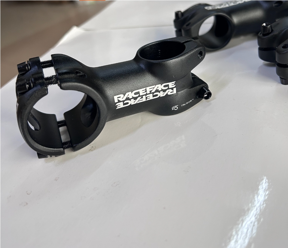 Race Face Stem 70mm 35mm Clamp - Mountain Biking Videos 评论和价格